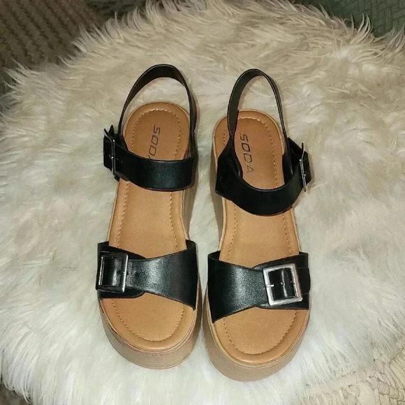 SODA Black Sandals with Comfortable Fit and Stylish Design - Picture 1 of 4